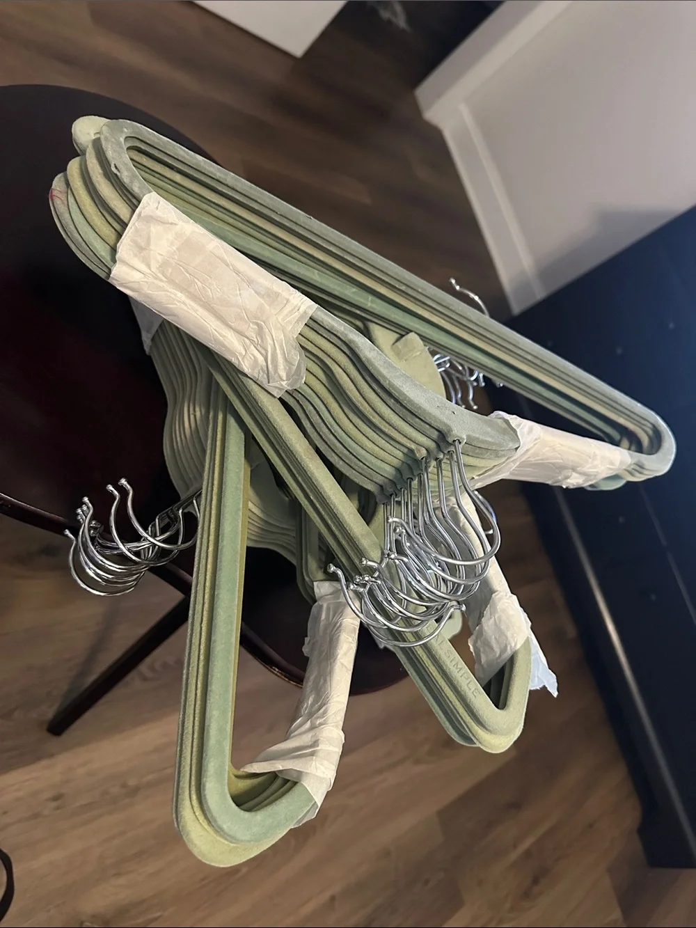 Non-Branded Velvet Slim Hangers - Sage Green (Set)#40+